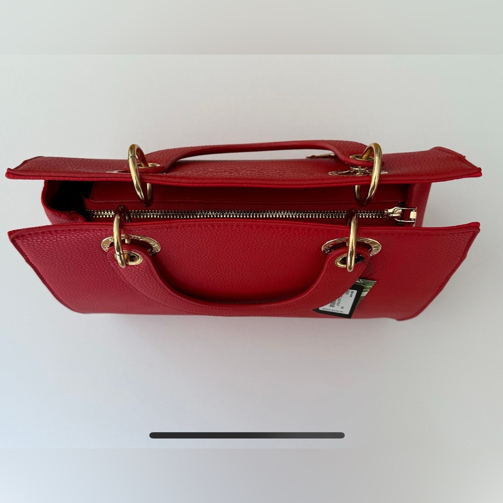 BADGLEY MISCHKA Red Handbag with Gold accents purse/tote bag - Picture 3 of 3